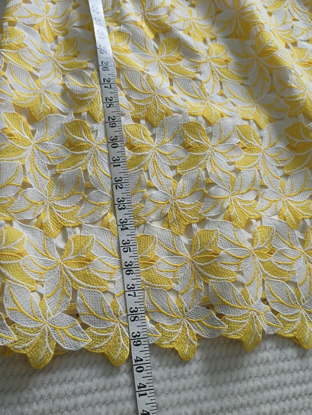 White House Black Market Sleeveless Yellow & White Floral Sheath Dress